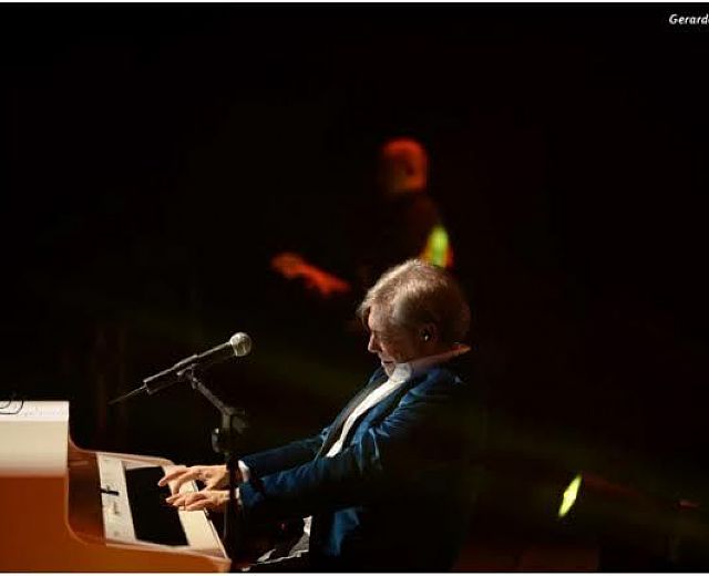 14082015 nino d angelo al piano