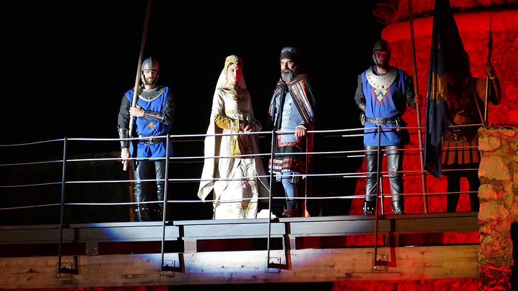 principessa costanza costumi d epoca