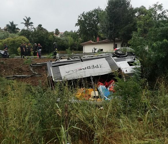 14082018 camion scarpata