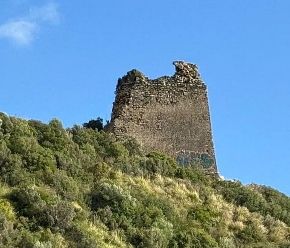 14092024 graffito torre telegrafo ascea