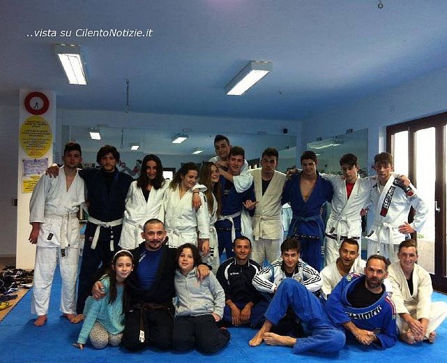 14102014 medaglie karate