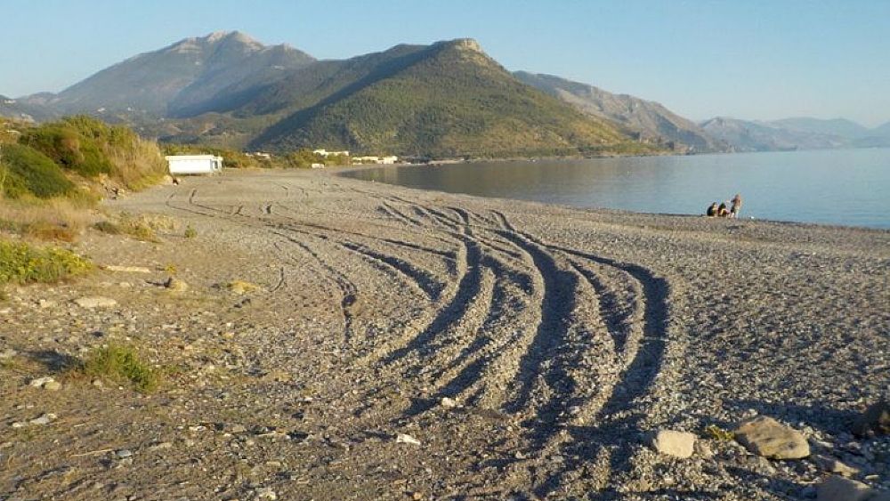 14102019 auto dune spiaggia