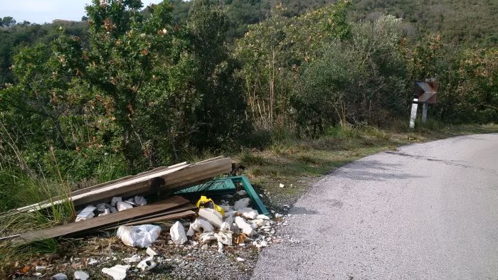 segnalazione eternit abbandonato cilento