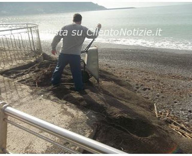 15022014 articolo abbate sapri 01