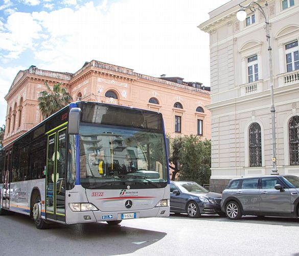 15032022 navetta busitalia campania