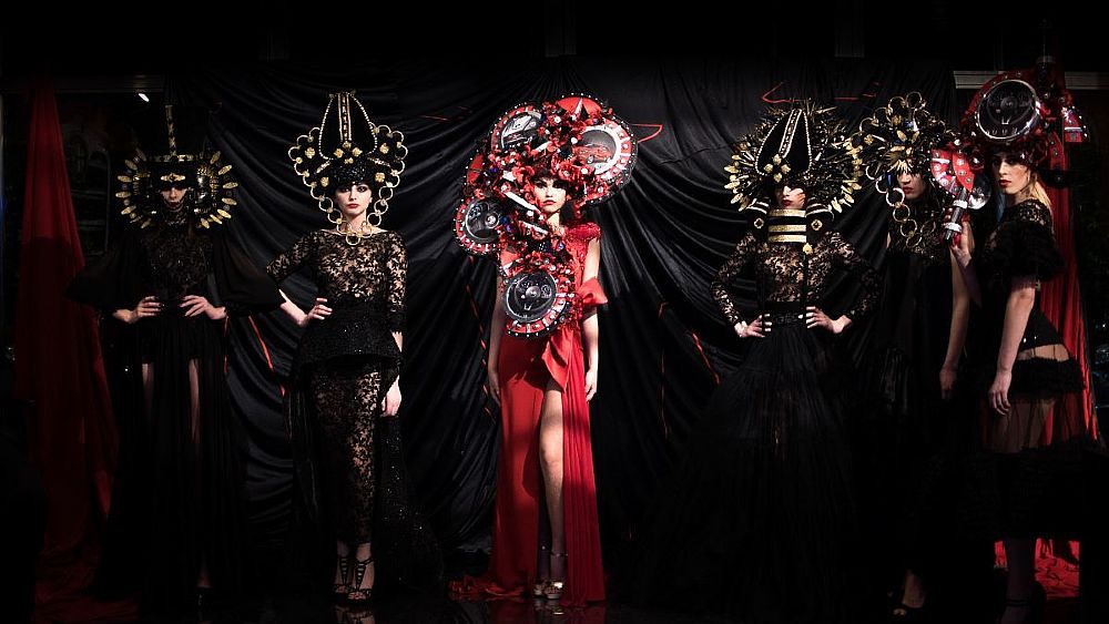 15052018 Giuseppe Fata e le testesculture