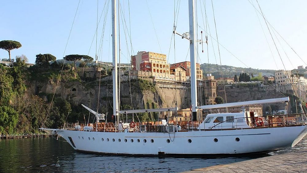 15062016 veliero tortuga