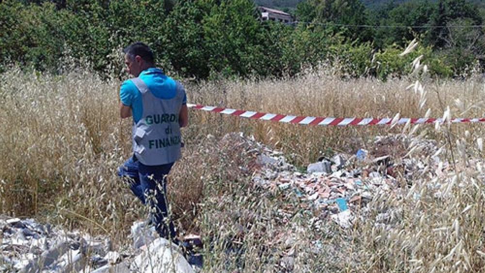 15062017 Finanza sequestro discarica