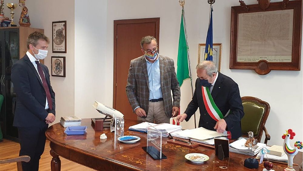 15072020 Conferimento cittadinanza italiana al direttore Zuchtriegel