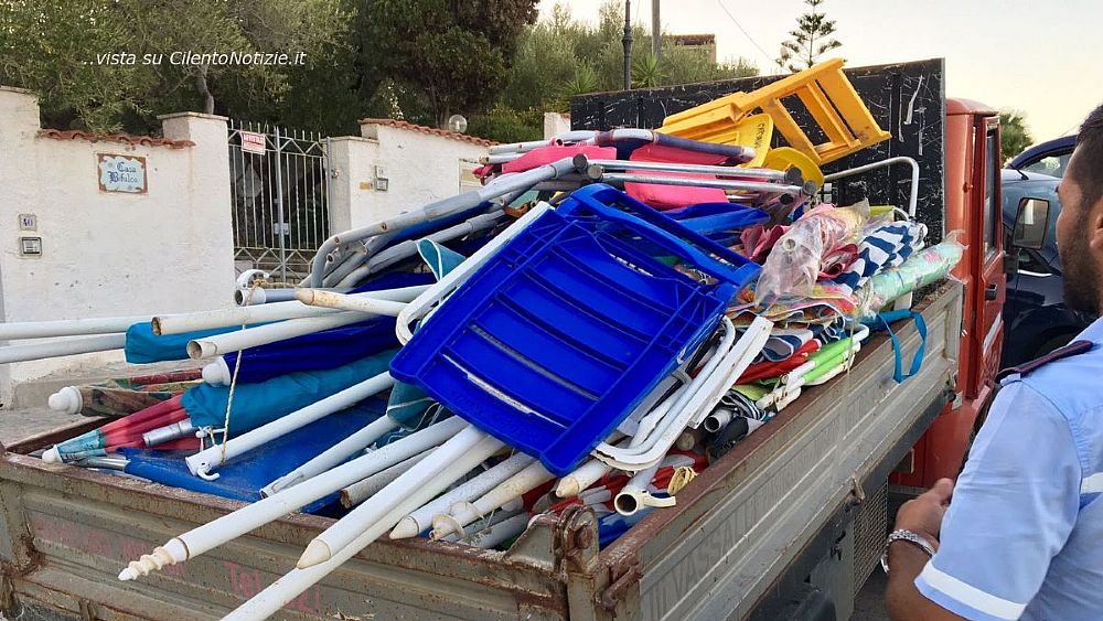 15082017 blitz spiaggia camerota