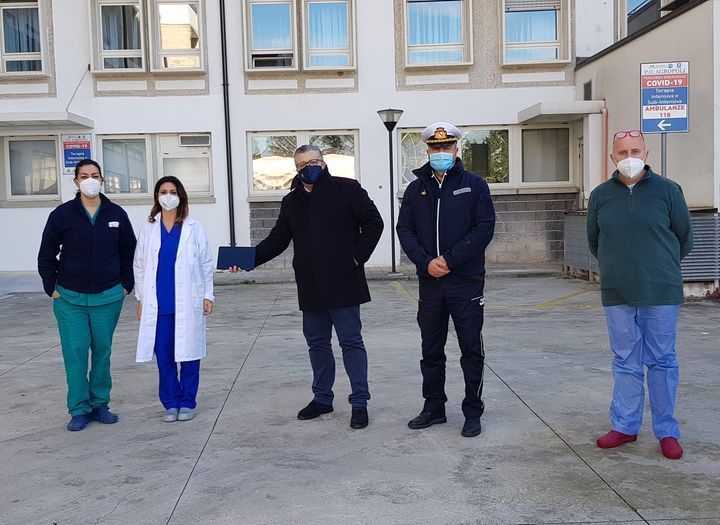 foto consegna tablet