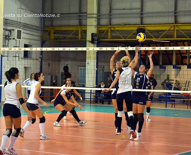 16022015 attacco femminile indomita salerno