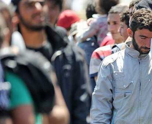 16022015 sbarchi migranti