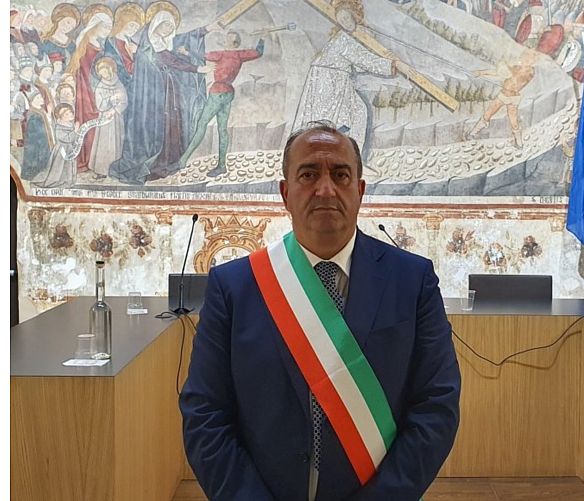16032026 michele di candia sindaco di teggiano tagliata