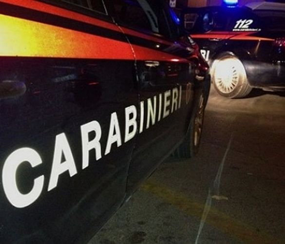 16042018 carabinieri notte