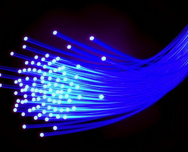 16052015 fibra ottica 4 colori