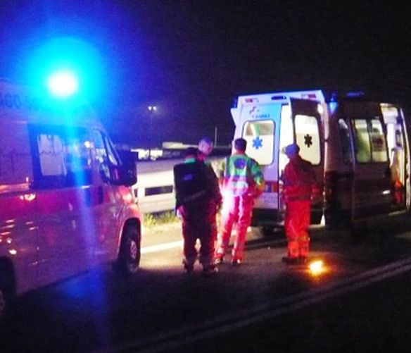 16062016 ambulanza notte