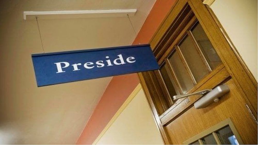 16072019 scuola preside