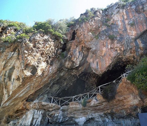 16082017 Grotta della Cala 02