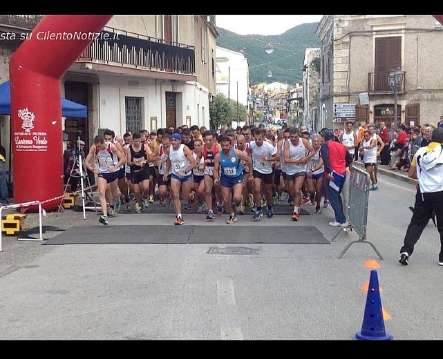 16092013 Inizio gara atena lucana