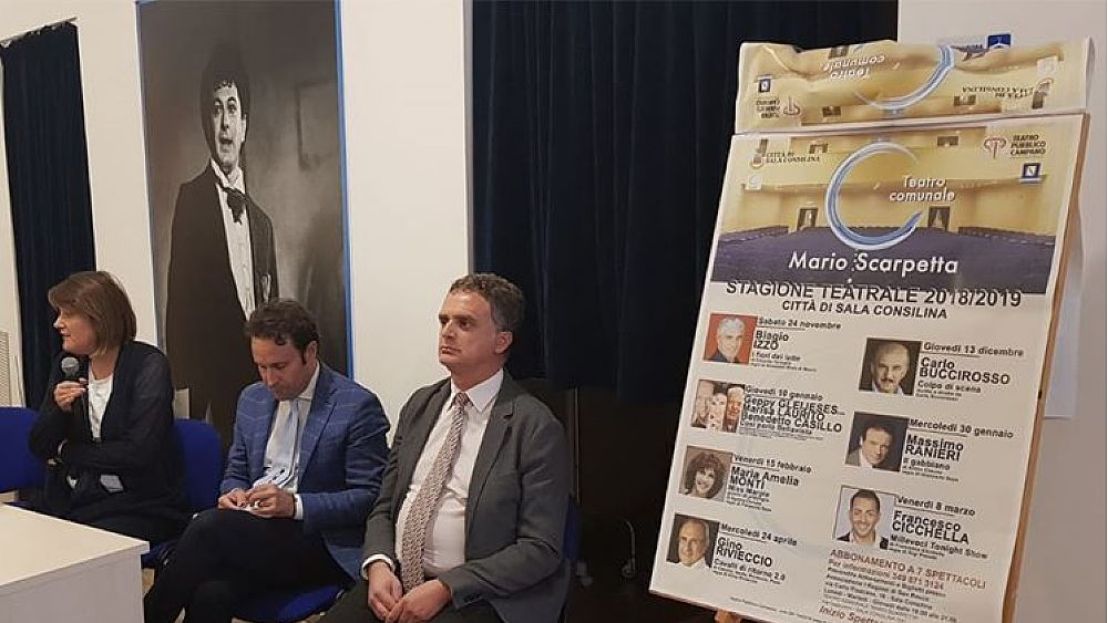 16102018 CONFERENZA STAMPA TEATRO SALA CONSILINA 1