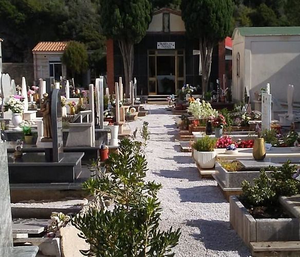 16102018 cimitero camerota