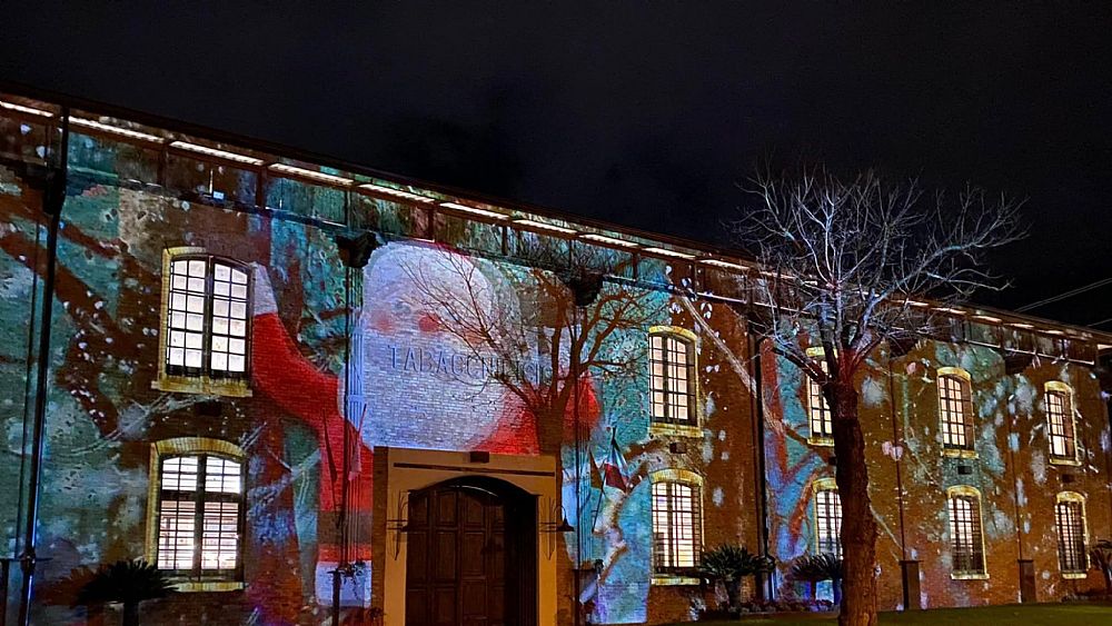 16122021 ex tabacchificio con video mapping 