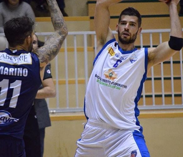 17022017 basket agropoli foto