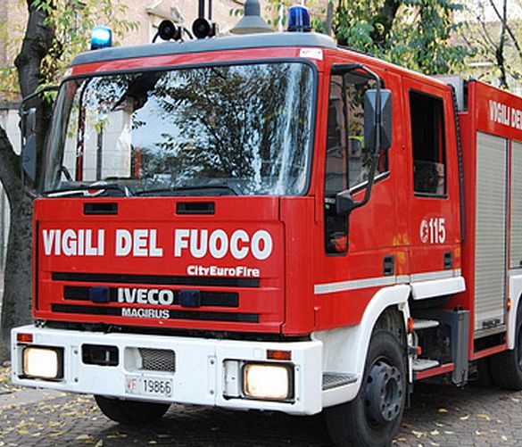 17032018 vigili del fuoco mezzi
