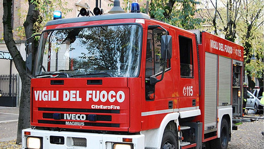 17032018 vigili del fuoco mezzi