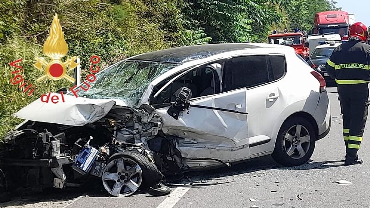 17032025 indicente sulla ss18