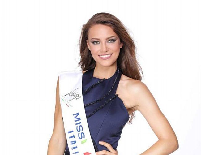 17052018 CONNY NOTARSTEFANO MISS MONDO 2017