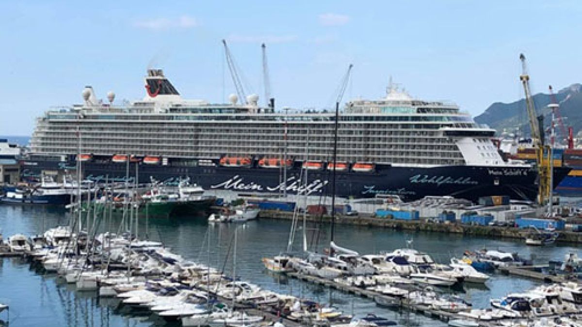 17052025 nave crociera porto salerno 17052025 nave crociera porto salerno