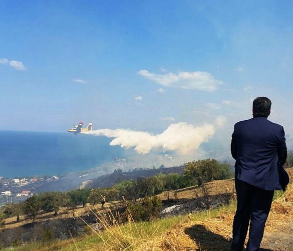 17072017 Operazioni spegnimento incendio Agropoli Coppola La Porta