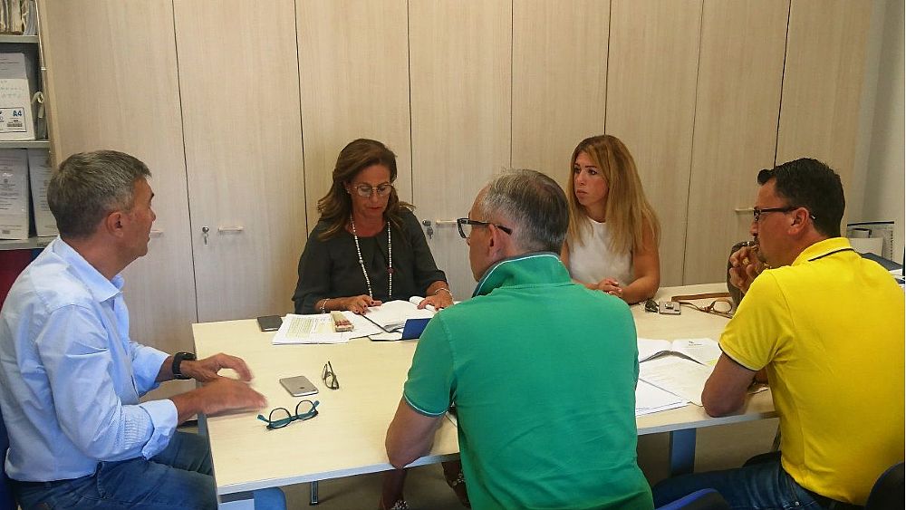 17072020 Foto riunione scuola amministrazione Castellabate