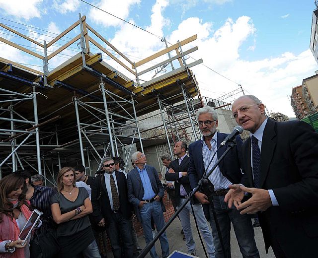 17092013 de luca al sottopasso lungoirno