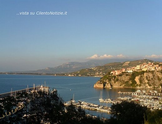 17102012 agropoli Porto veduta da San Francesco
