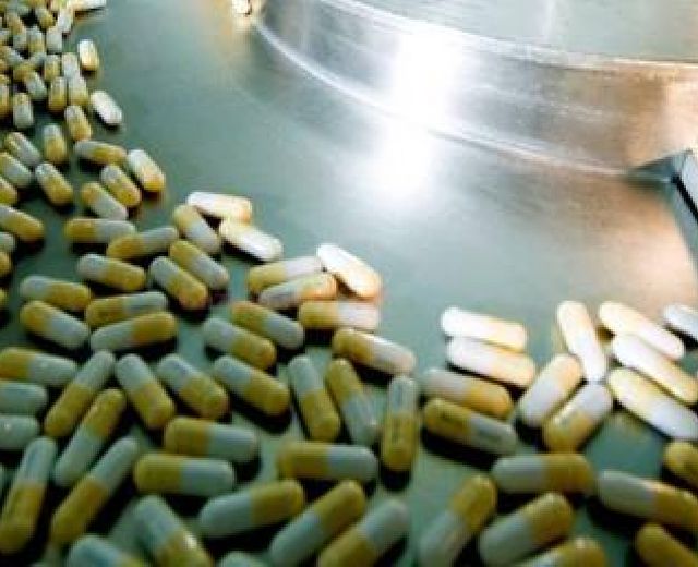 17112014 traffico farmaci