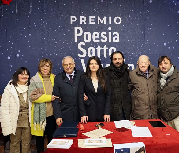 17112025 cicerale poesia sotto il vischio