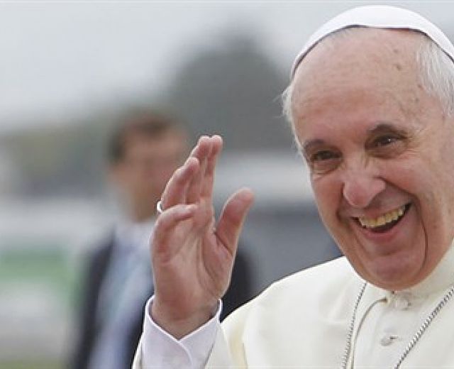 17122013 papafrancesco saluto