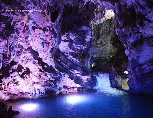 17122015 teatro grotte di pertosa