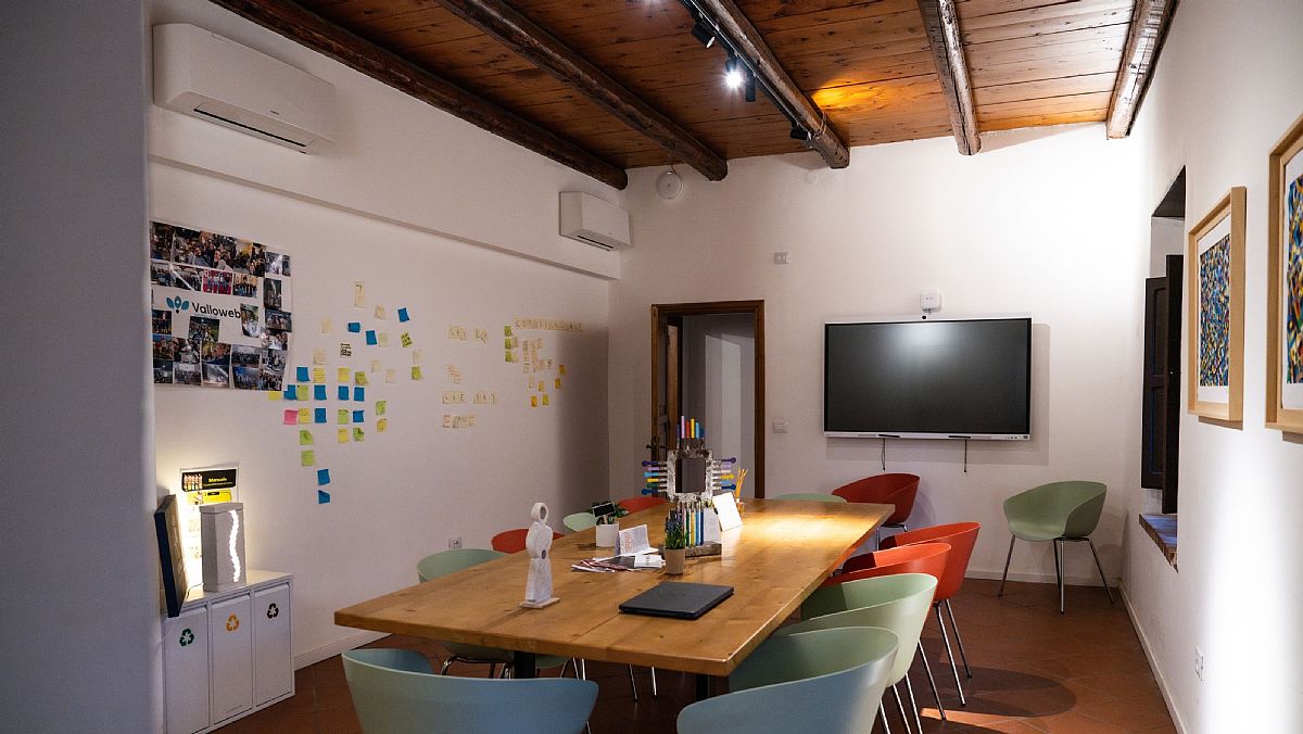 17122025 huawei la tornanza monaci digitali 1