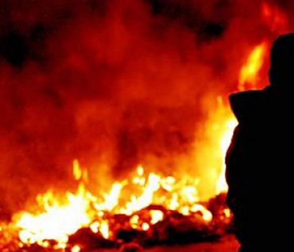 18022017 fiamme casa vigili