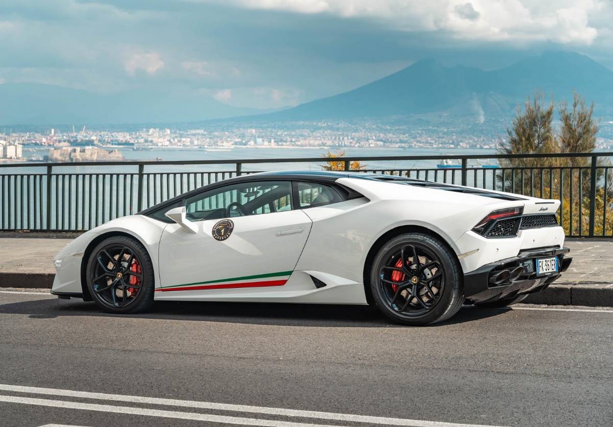 raduno supercar