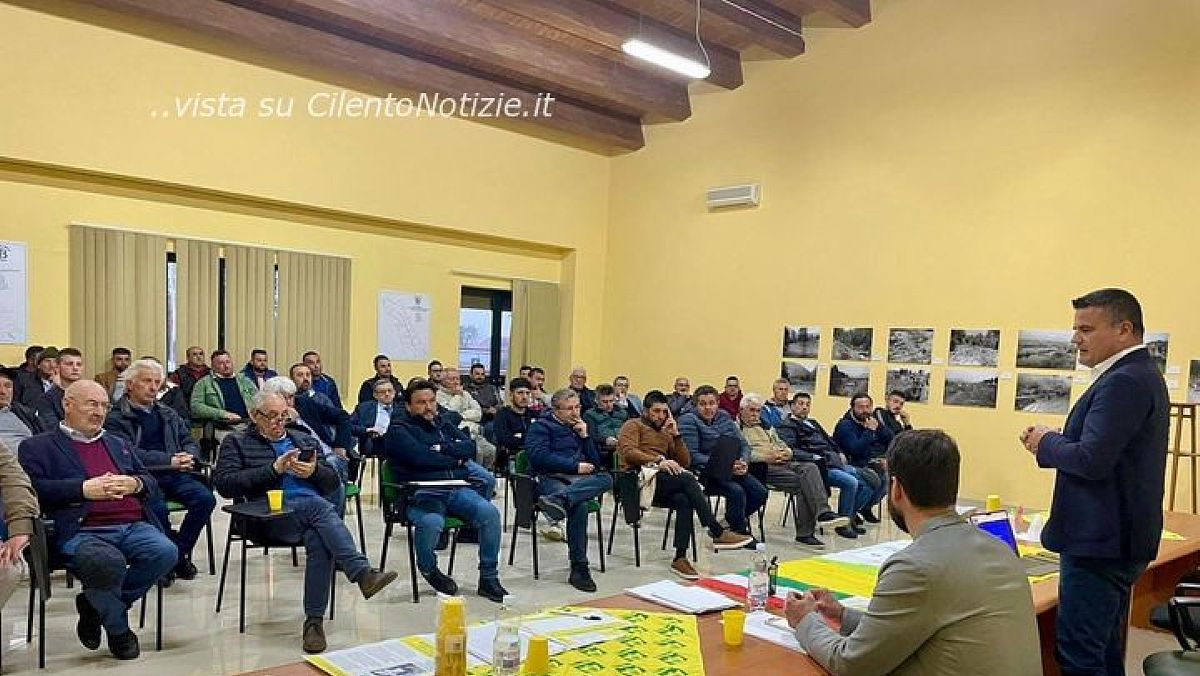 18042024 foto assemblea padula