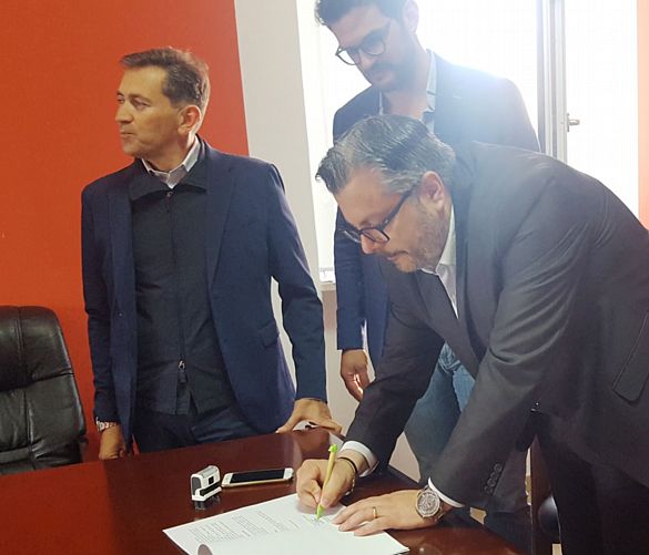 18052018 foto firma