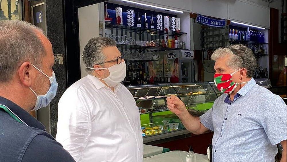 18052020 coppola tra i commercianti