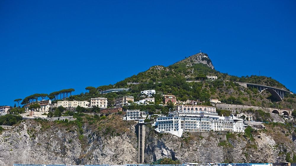 18062016 Lloyd s Baia Hotel