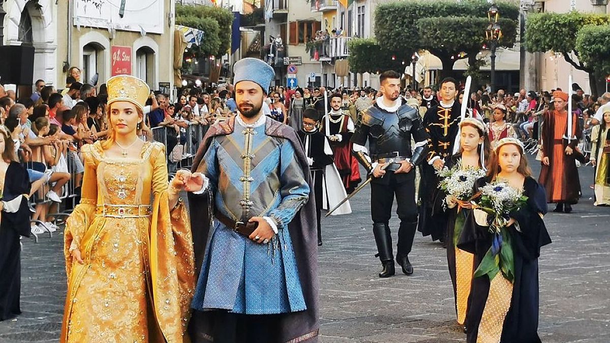 18072024 alla tavola della principessa costanza