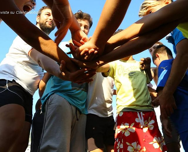 18082015 campagna village